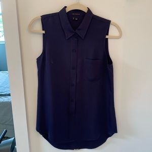 Theory women’s sleeveless button down shirt, navy